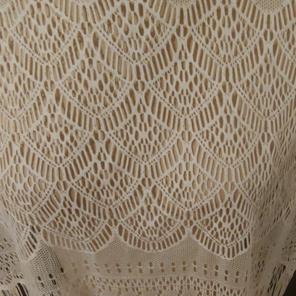 🌼 H&M Lace & Fringe Top - Picture 7 of 8